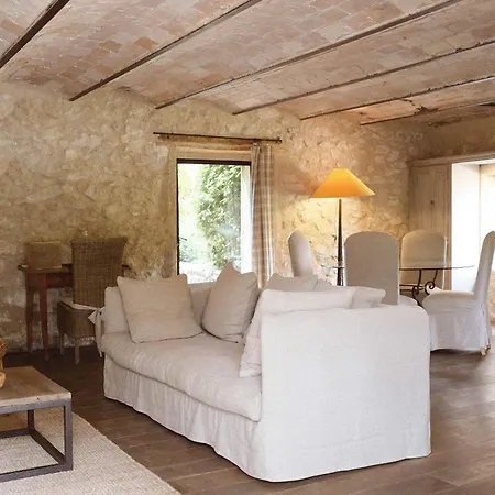 Guest house Le Galinier, Lourmarin, An Authentic Beaumier